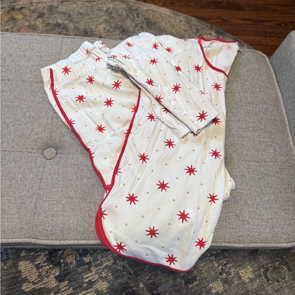 Women's Star Print Pajama Set